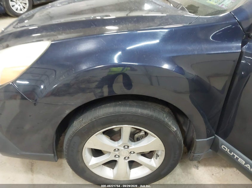 2013 SUBARU OUTBACK 2.5I LIMITED · Photo 6