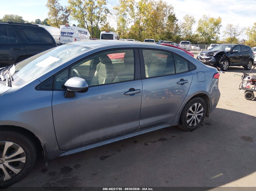 TOYOTA COROLLA - zdjęcie 14
