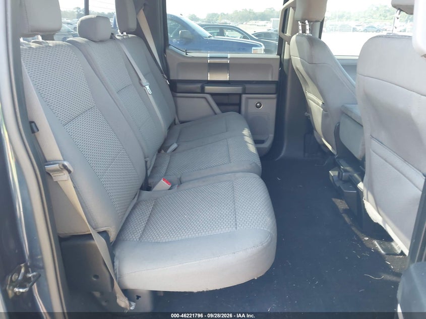 2016 FORD F-150 XLT · Photo 8
