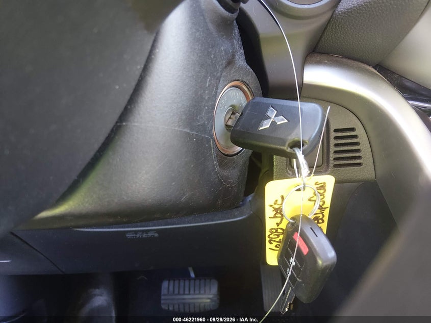 MITSUBISHI CRUZ ECLIPSE 2018 VIN JA4AT3AA3JZ040293