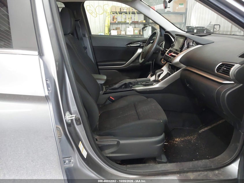 2019 MITSUBISHI ECLIPSE CROSS ES · Фото 5