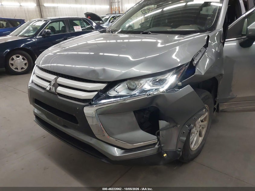 2019 MITSUBISHI ECLIPSE CROSS ES · Фото 6