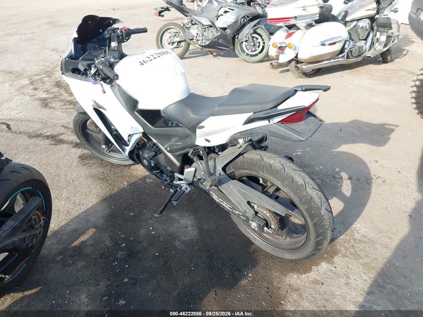 HONDA CBR300 2016