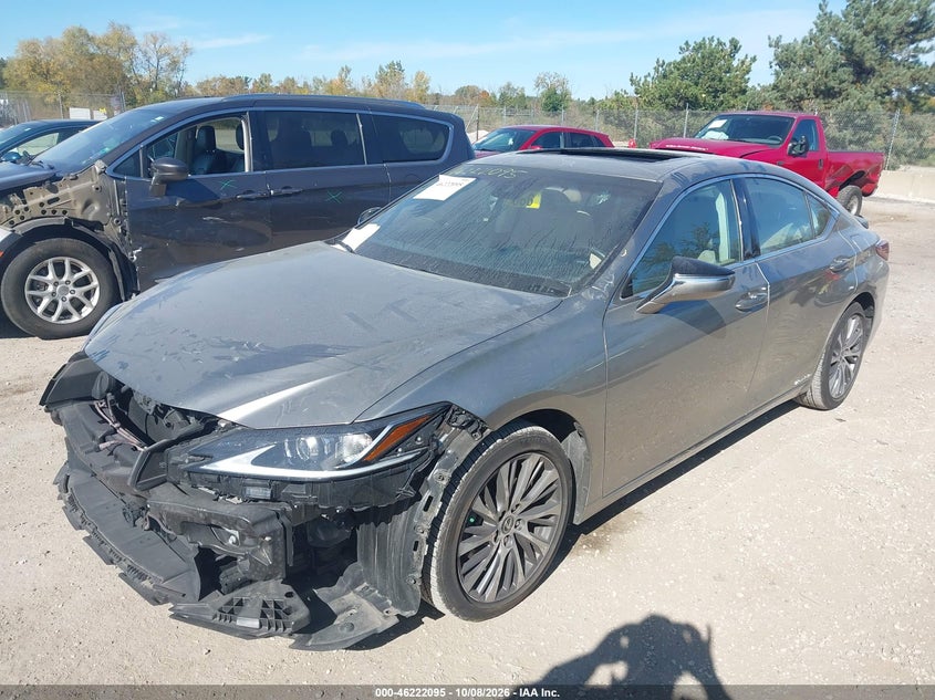 Vin: 58ada1c17mu008222, lot: 46722083, lexus es 300h 20212