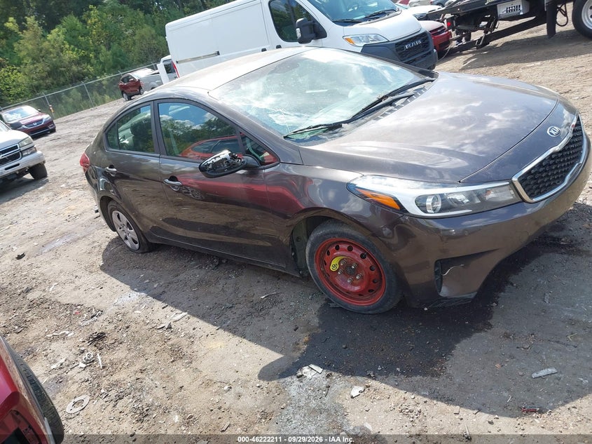 Vin: 3kpfl4a75he012667, lot: 46722199, kia forte lx 2017 img_1