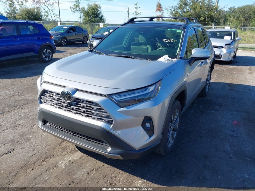 TOYOTA RAV4 HYBRID - zdjęcie 2