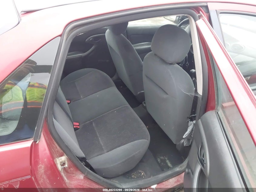 Фото 8 - FORD FOCUS