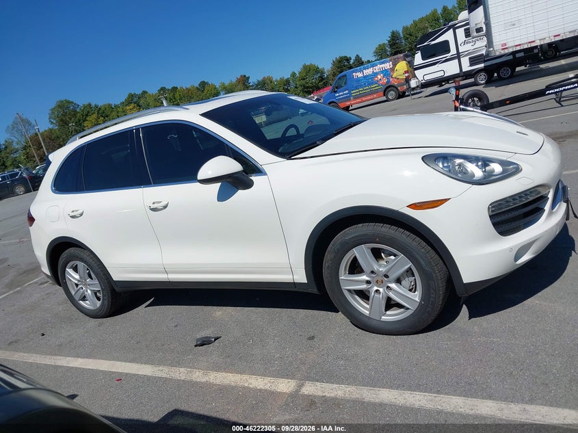 2012 PORSCHE CAYENNE S · Фото 13