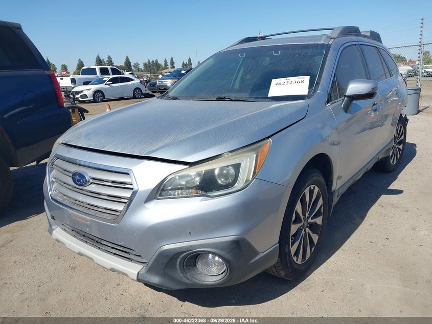 2015 Subaru Outback 3.6R Limited, Left Side, IAAI, VIN 4S4BSENC2F3249728 — photo 2