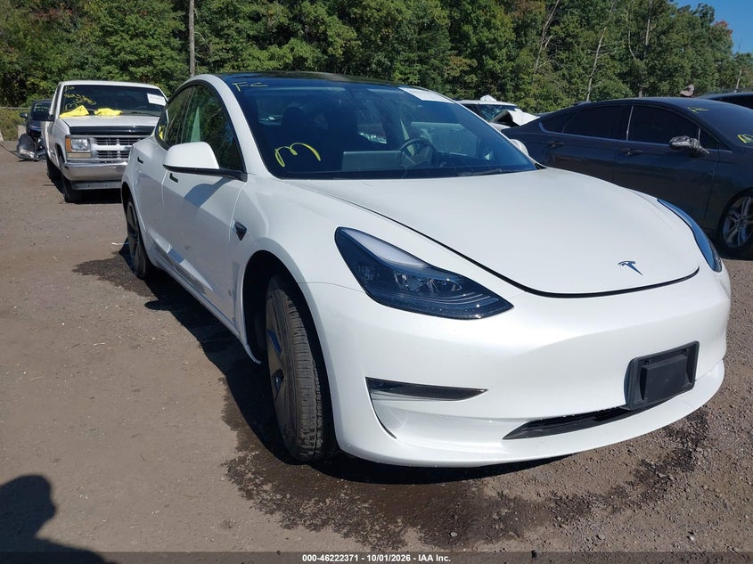 TESLA MODEL 3 - zdjęcie 6
