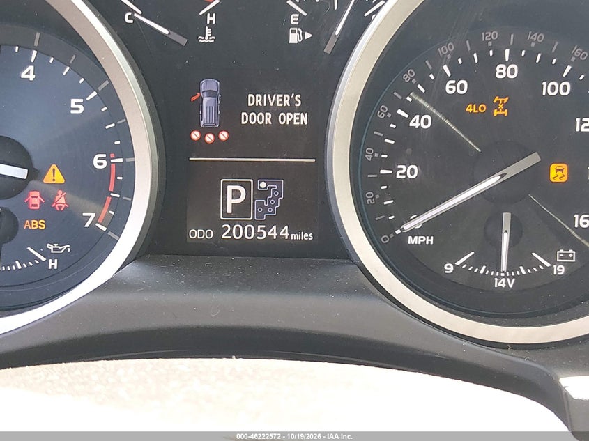 TOYOTA LAND CRUISER - zdjęcie 15