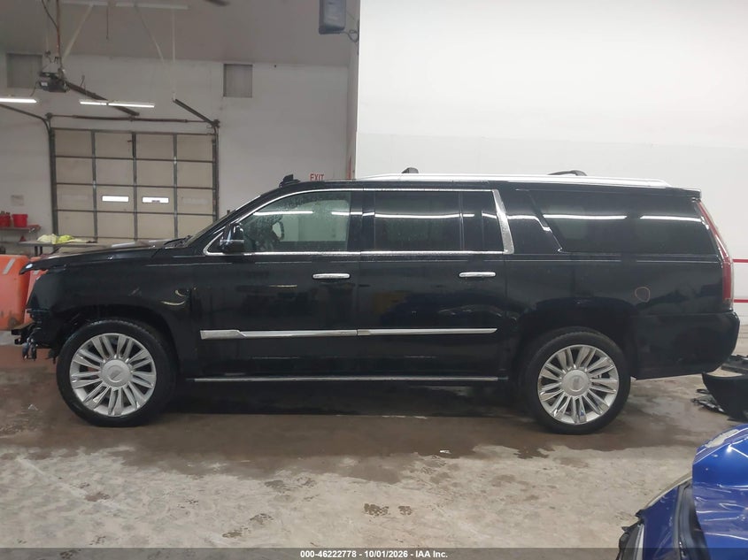 CADILLAC ESCALADE ESV - zdjęcie 15