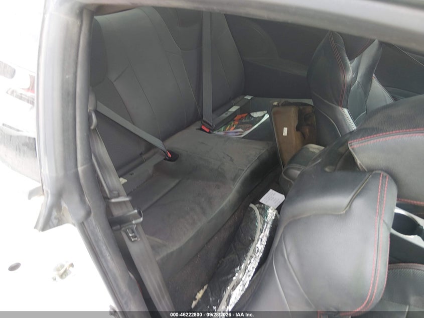 HYUNDAI GENESIS 2015 VIN KMHHU6KJ4FU123006
