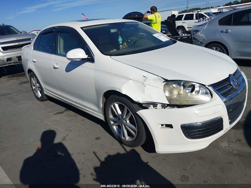 2005 VOLKSWAGEN JETTA 2.5