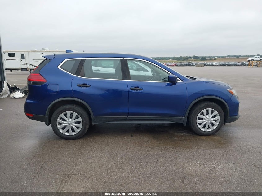 2017 NISSAN ROGUE S · Фото 13