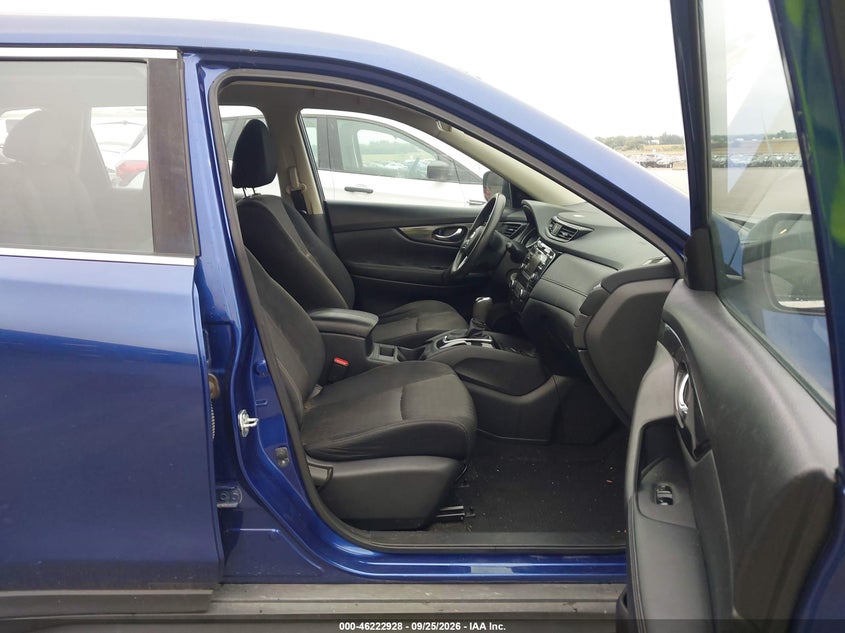 2017 NISSAN ROGUE S · Фото 5