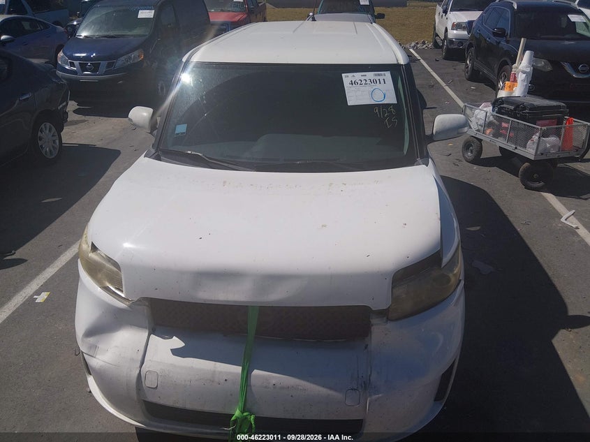 2009 SCION XB · Фото 12