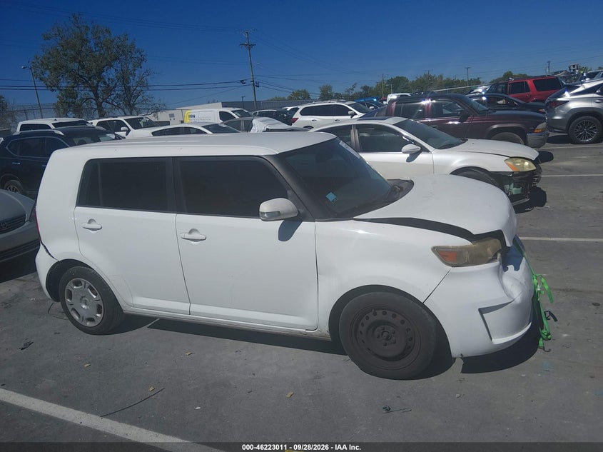 2009 SCION XB · Фото 13