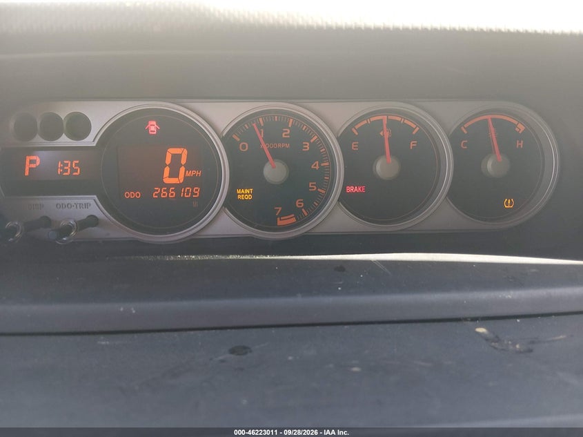 2009 SCION XB · Фото 7