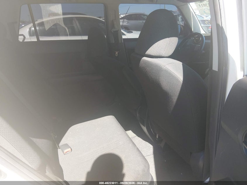 2009 SCION XB · Фото 8