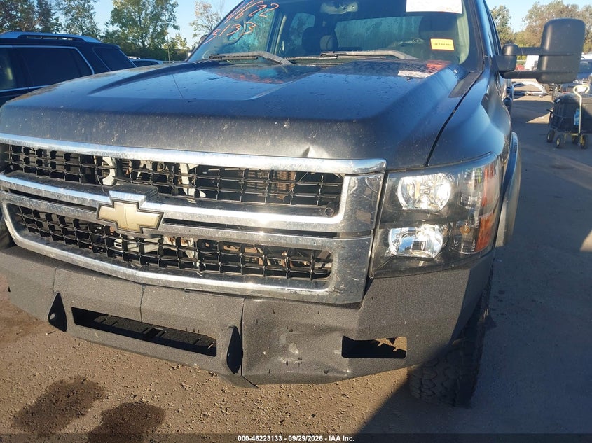 CHEVROLET SILVERADO 2500HD 2010 VIN 1GC4KXBG6AF136663