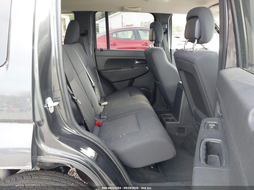 JEEP LIBERTY 2011 VIN 1J4PN2GK5BW516822