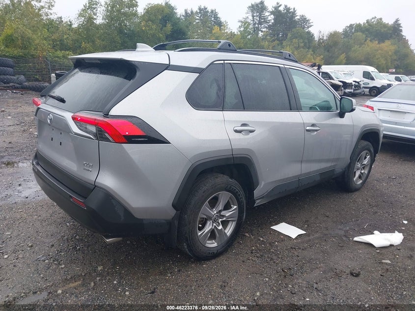 TOYOTA RAV4 - zdjęcie 4