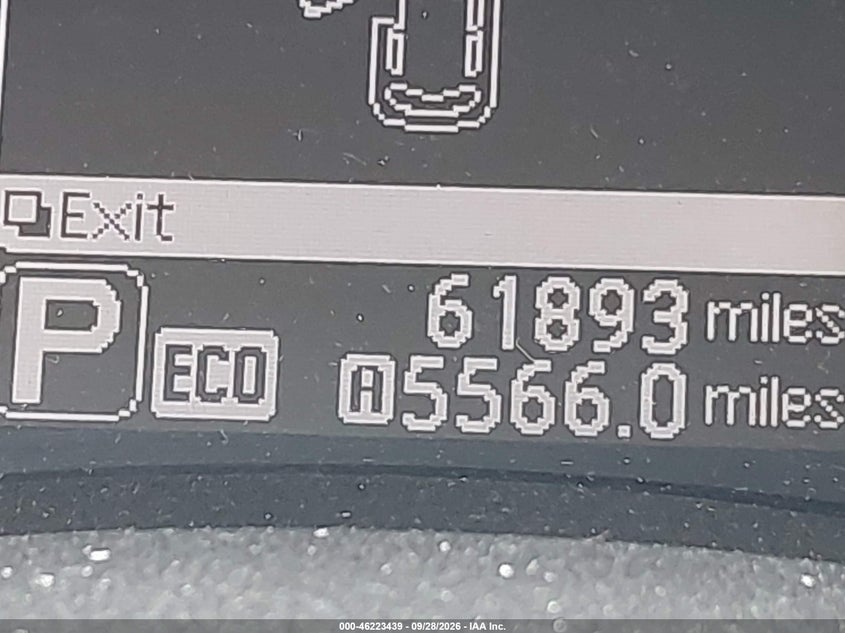 2015 NISSAN LEAF S · Фото 12