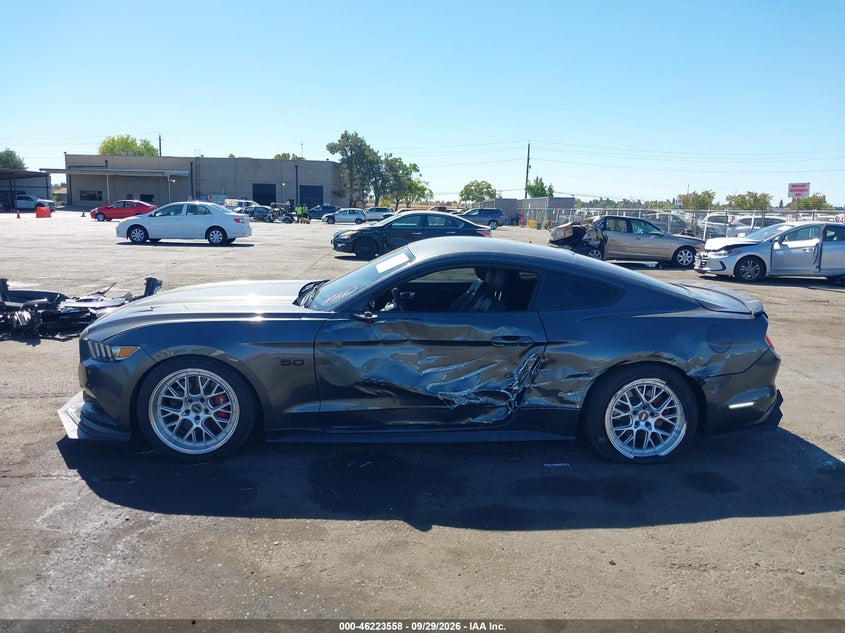 FORD MUSTANG - zdjęcie 14
