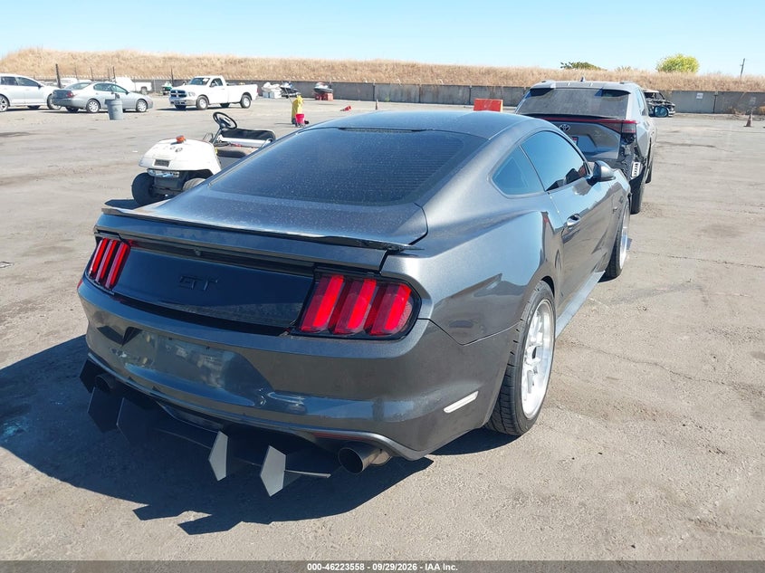 FORD MUSTANG - zdjęcie 4