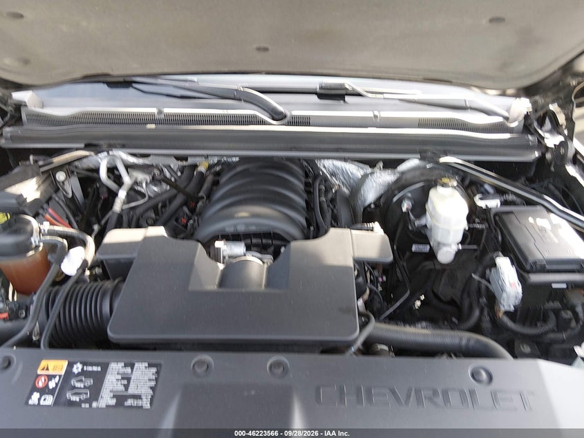2015 CHEVROLET SUBURBAN 1500 LTZ · Фото 10