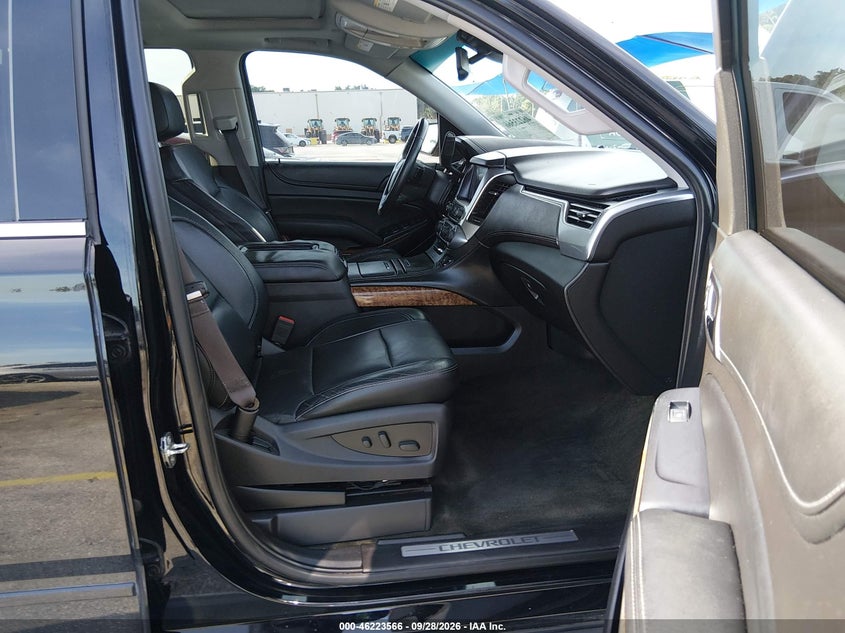 2015 CHEVROLET SUBURBAN 1500 LTZ · Фото 5