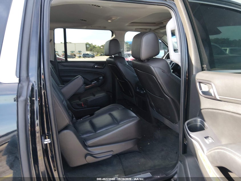 2015 CHEVROLET SUBURBAN 1500 LTZ · Фото 8
