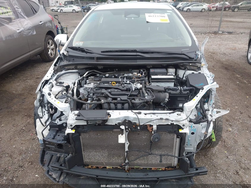 TOYOTA COROLLA - zdjęcie 13