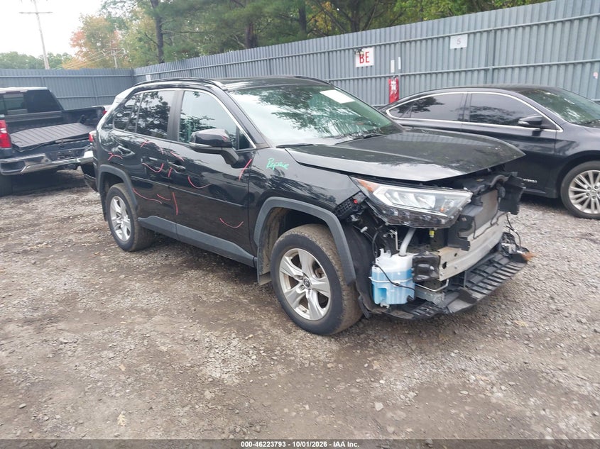 TOYOTA RAV4 - zdjęcie 1