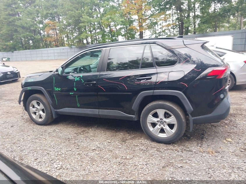 TOYOTA RAV4 - zdjęcie 14