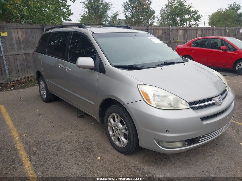2005 Toyota Sienna Xle Limited, Wear, IAAI, VIN 5TDBA22C85S037746