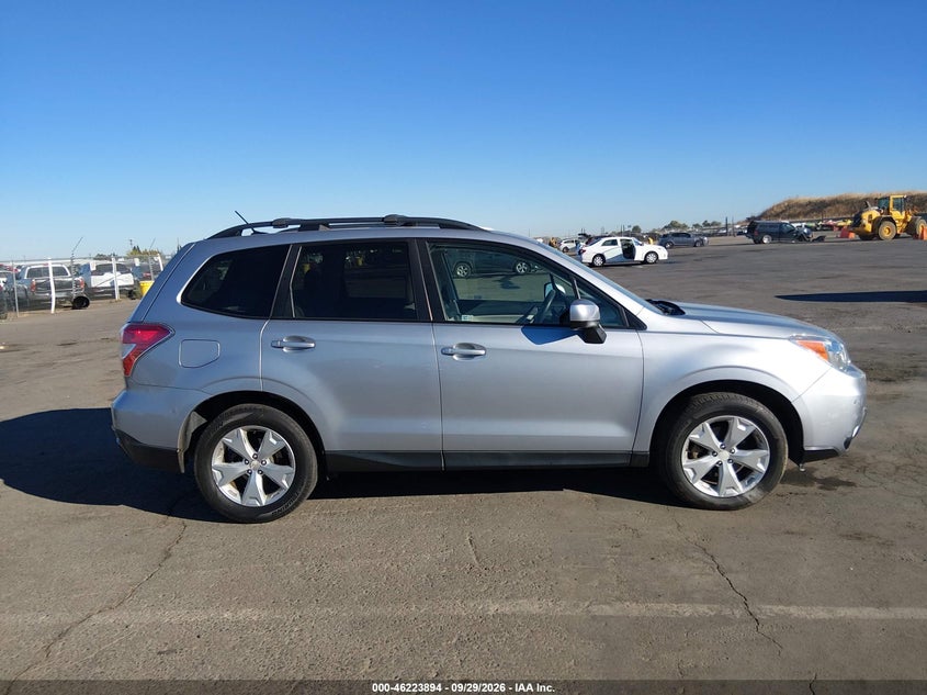 SUBARU FORESTER 2015 VIN JF2SJAGCXFH502814