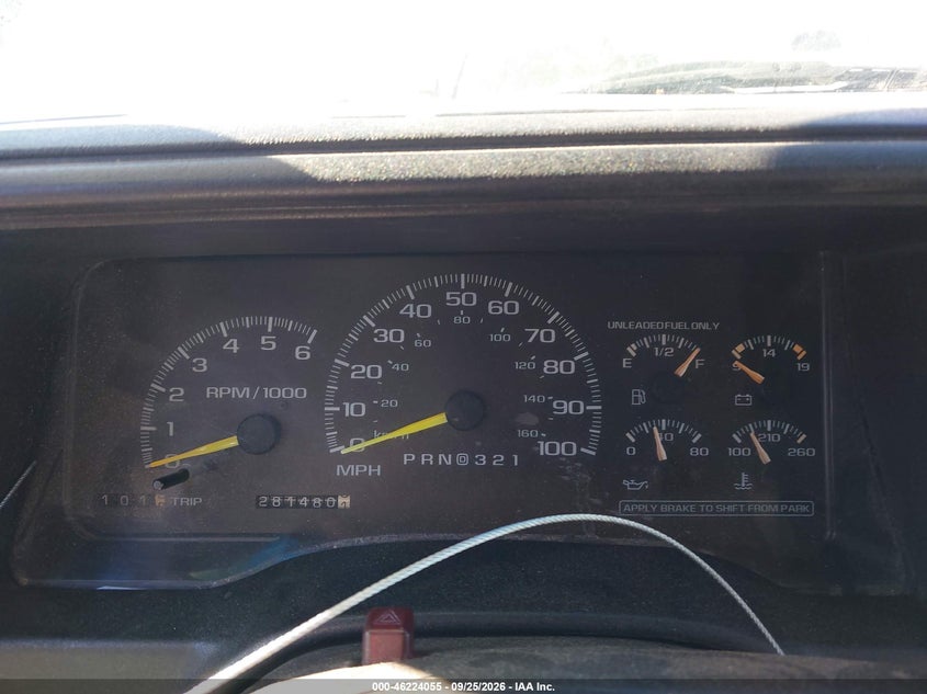 GMC SUBURBAN 1500 1999 VIN 3GKFK16R5XG546559