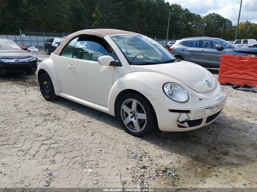 2008 VOLKSWAGEN NEW BEETLE SE