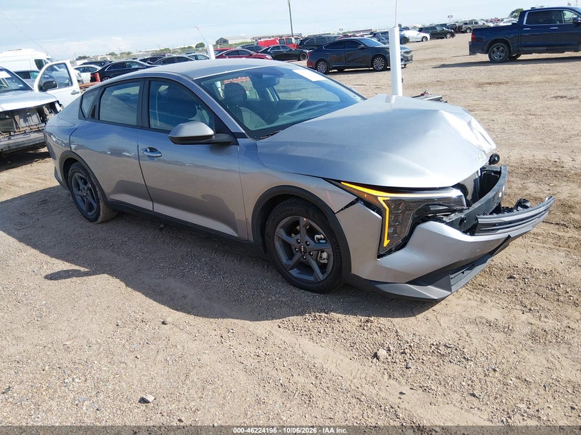 Vin: 3kpft4dexse240195, lot: 46724184, kia k4 lxs 20251