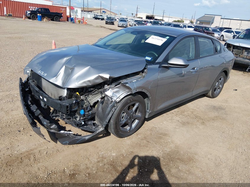 Vin: 3kpft4dexse240195, lot: 46724184, kia k4 lxs 20252