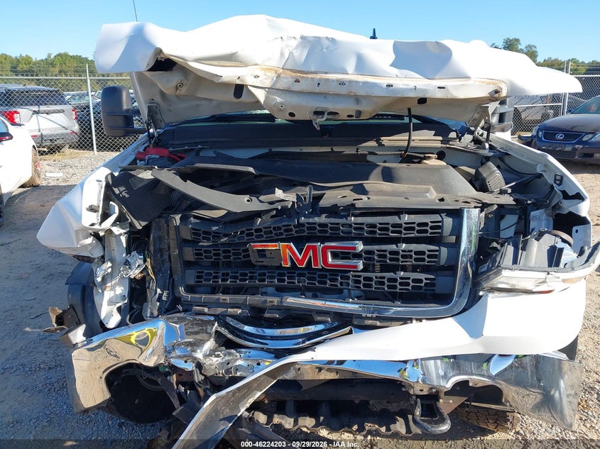 GMC SIERRA 2500HD 2011 VIN 1GT220CGXBZ134217