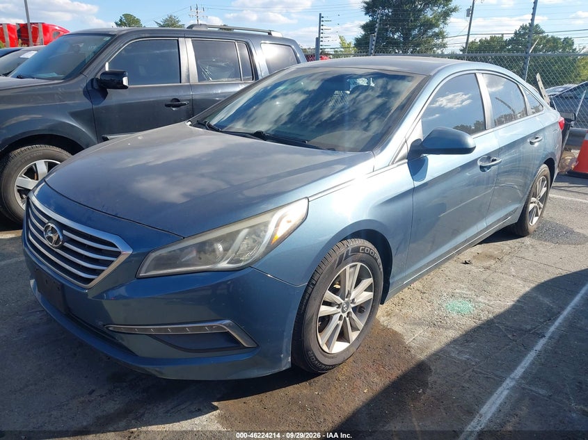 2015 Hyundai Sonata 2.4L Se, Vandalized, IAAI, VIN 5NPE24AF5FH205612 — photo 2