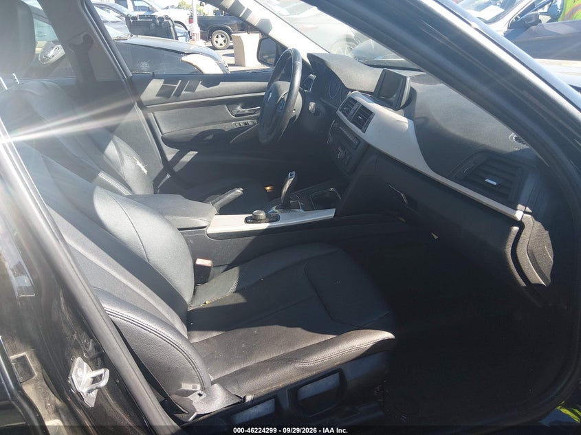 2014 BMW 320I XDRIVE · Фото 5
