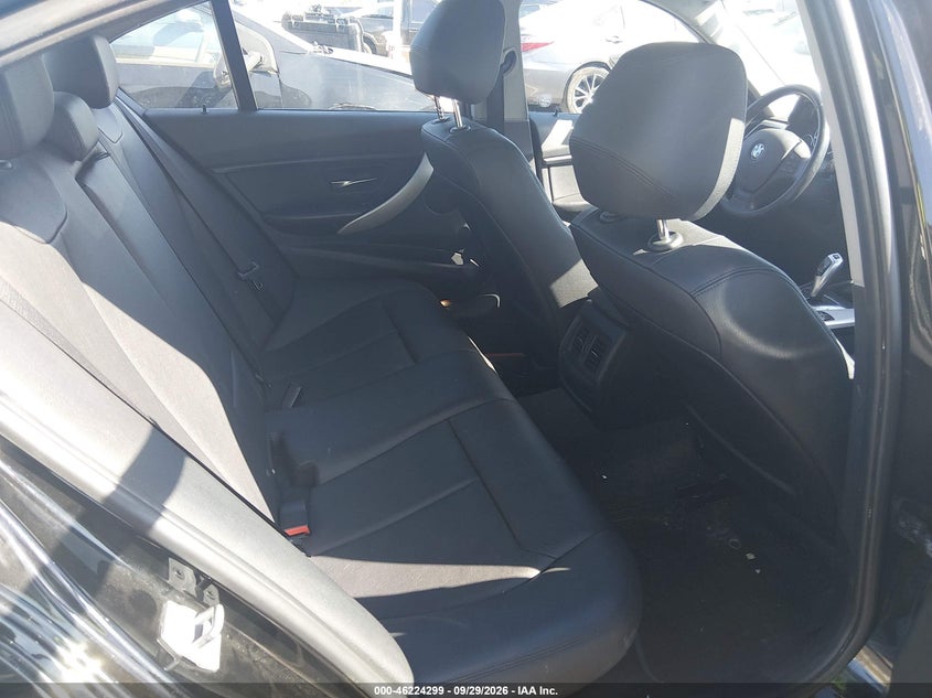2014 BMW 320I XDRIVE · Фото 8