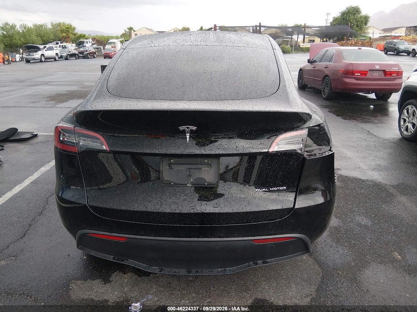 TESLA MODEL Y - zdjęcie 23