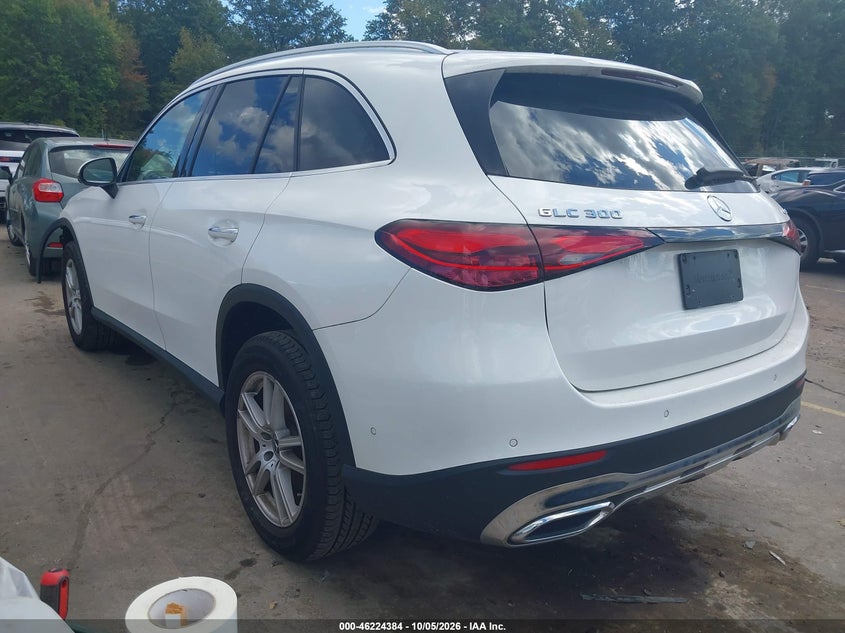 Vin: w1nkm4hb0pf026950, lot: 46724372, mercedes-benz glc 300 4matic suv 20233