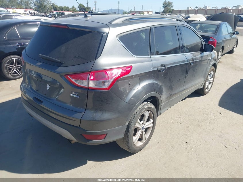 Vin: 1fmcu9gx0fub34271, lot: 46724381, ford escape se 20154