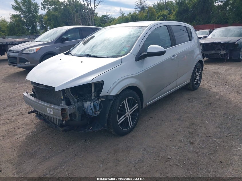 2012 Chevrolet Sonic, Удар спереду, IAAI, VIN 1G1JD6SB8C4158862 — фото 2